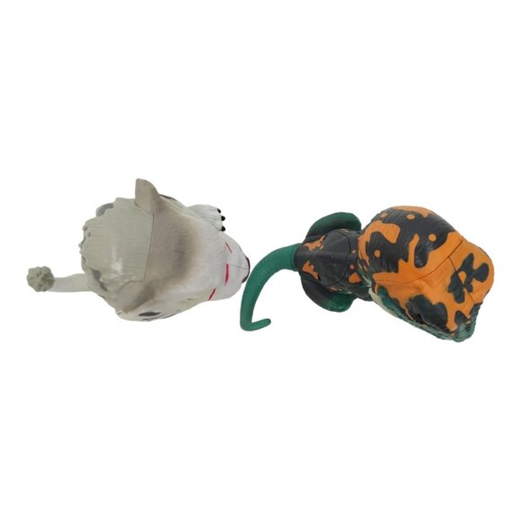 WowWee Fingerling Untamed Raptor Fury Velociraptor Silvertooth Sabre Tooth Tiger - Picture 5 of 12